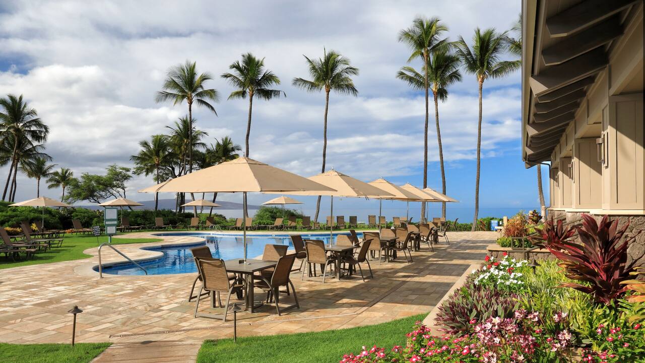 Poolside seating