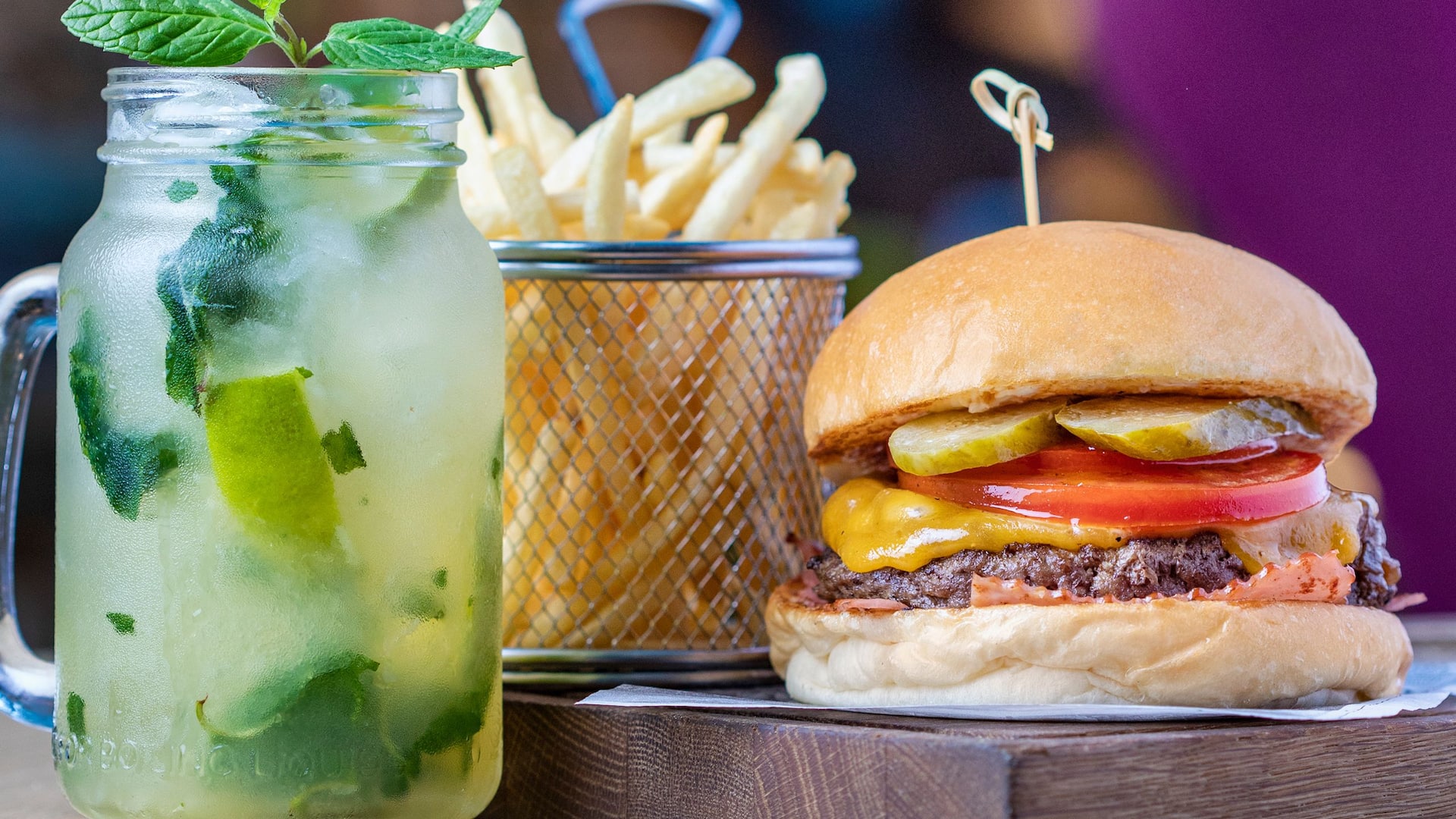 Hyatt Regency Oryx Doha Sky Lounge Beef Burger