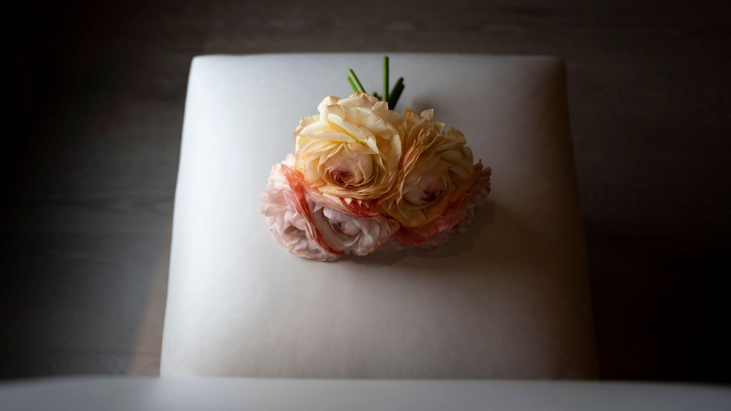 1 of 3 Park Hyatt Niseko Hanazono Wedding Bouquet