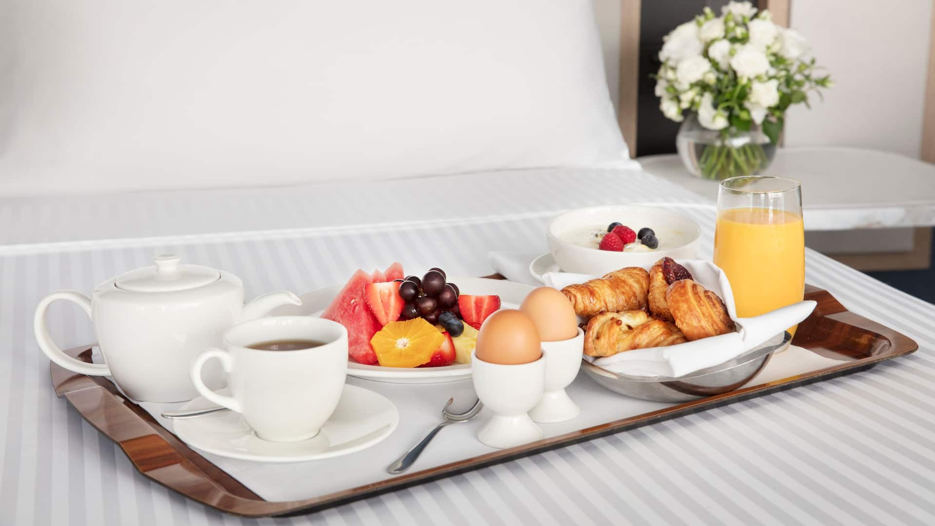 Hyatt Regency Sydney In Room Dining Breakfast