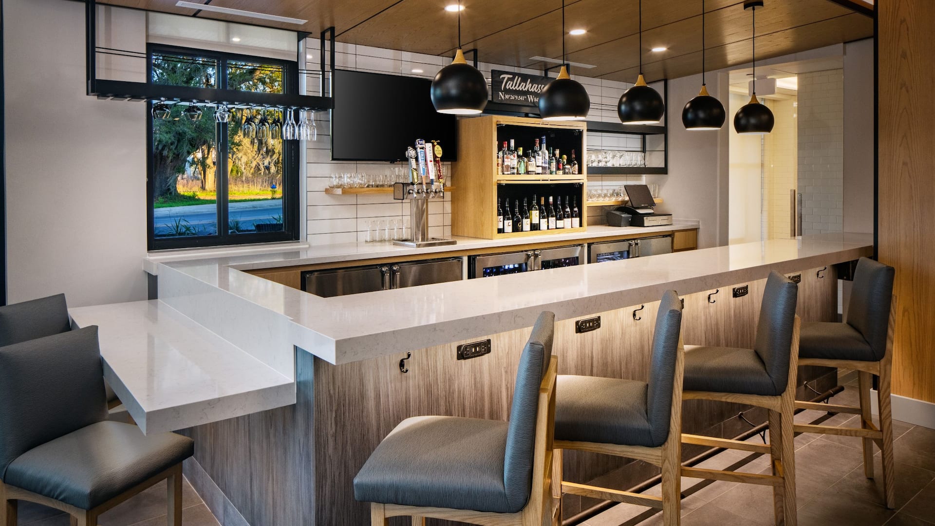 Hyatt House Tallahassee Capitol - University Bar