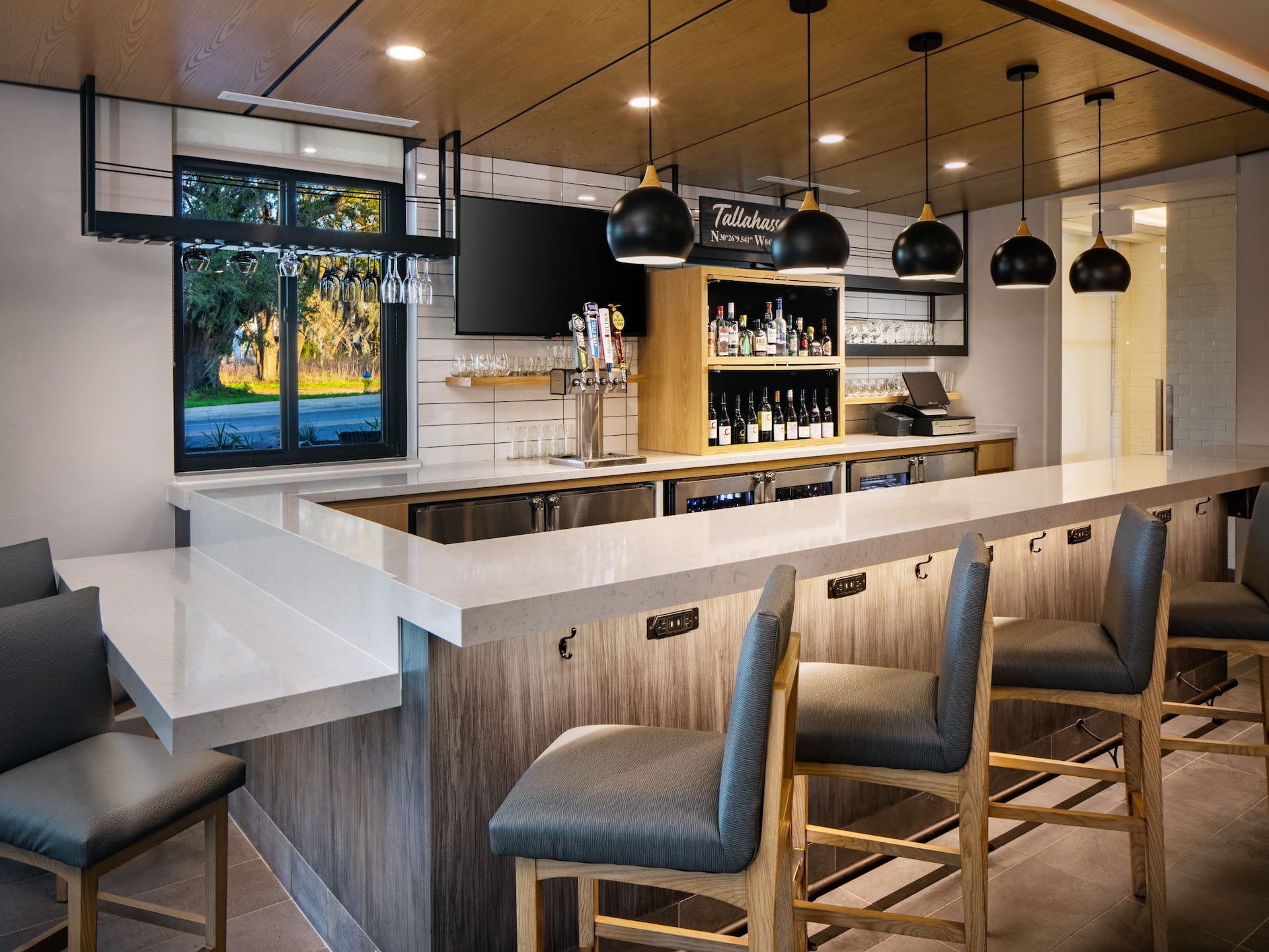 Hyatt House Tallahassee Capitol - University Bar