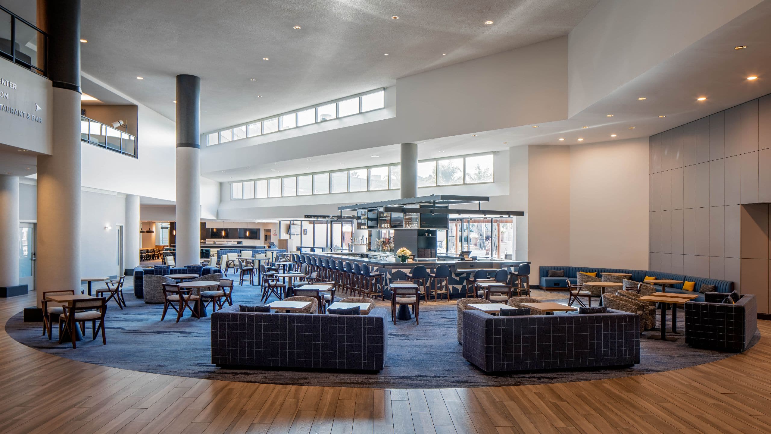 Hyatt Regency Santa Clara Lobby Daylight
