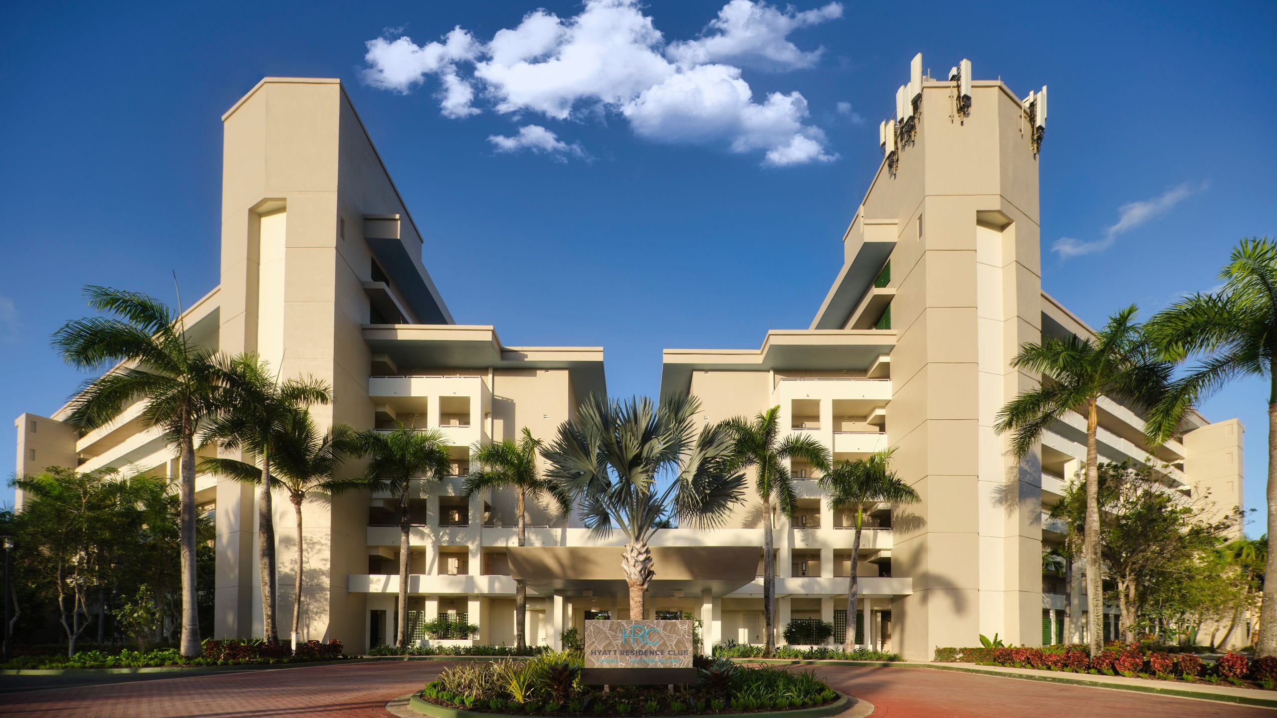 Hyatt Residence Club Dorado, Hacienda del Mar Hotel Entrance