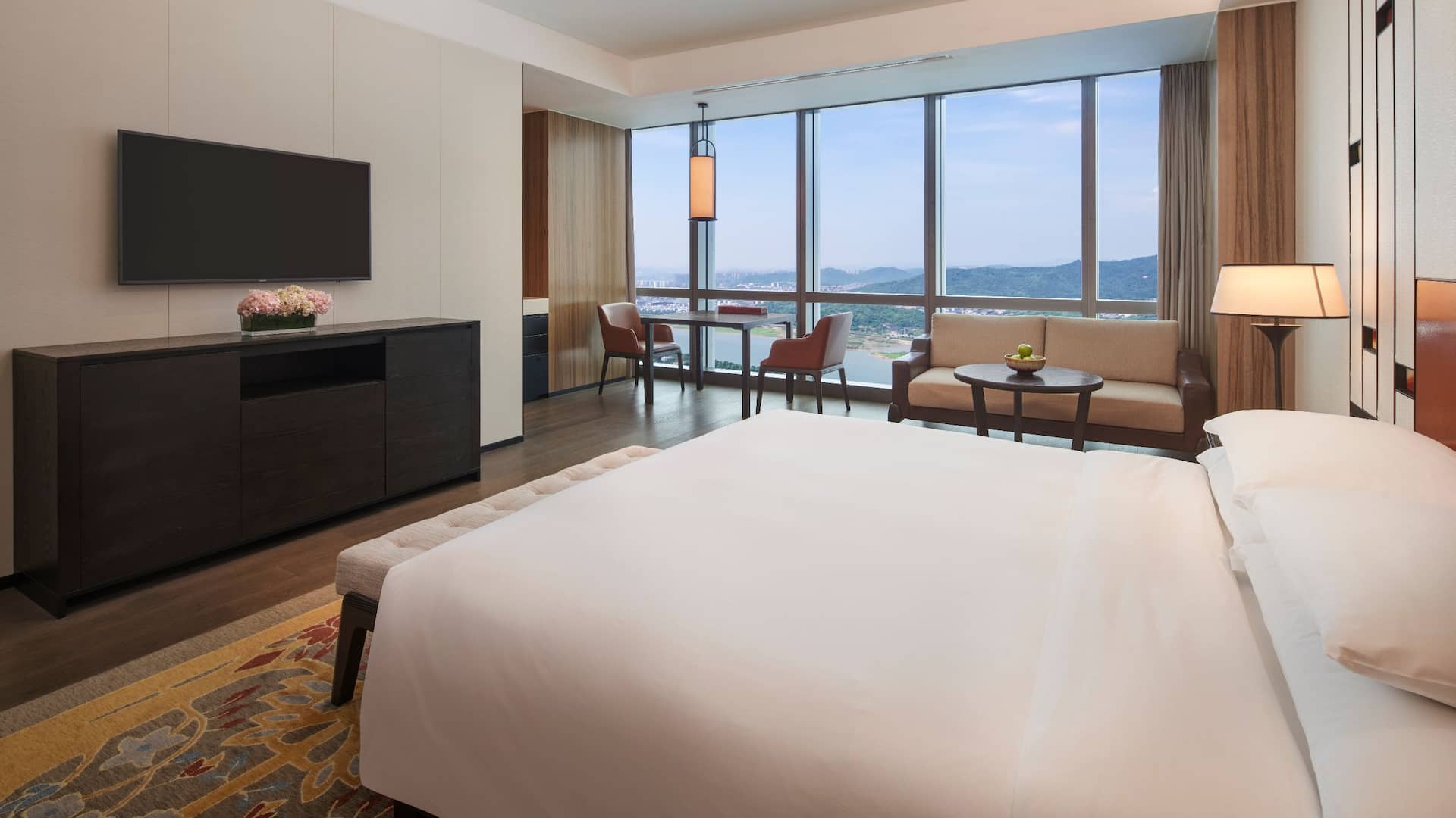 Grand Hyatt Changsha Deluxe River View King Room