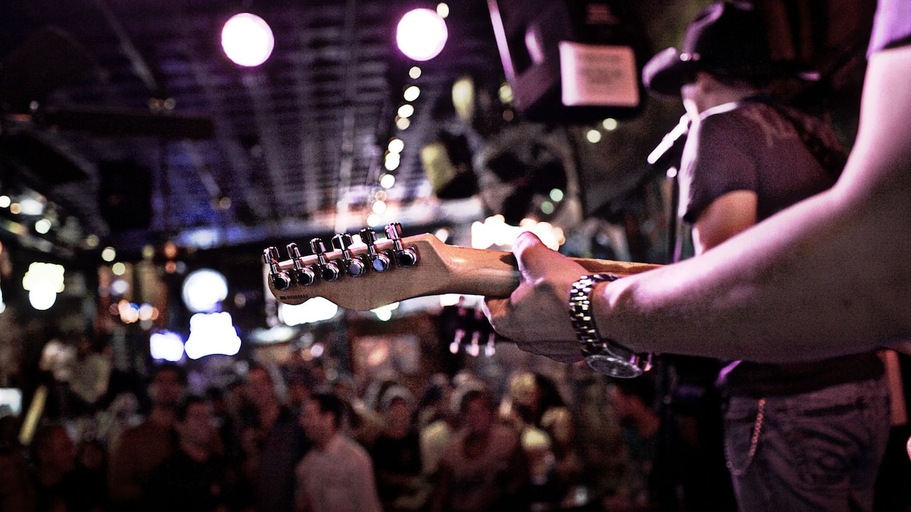 Guitar player at a local Nashville bar