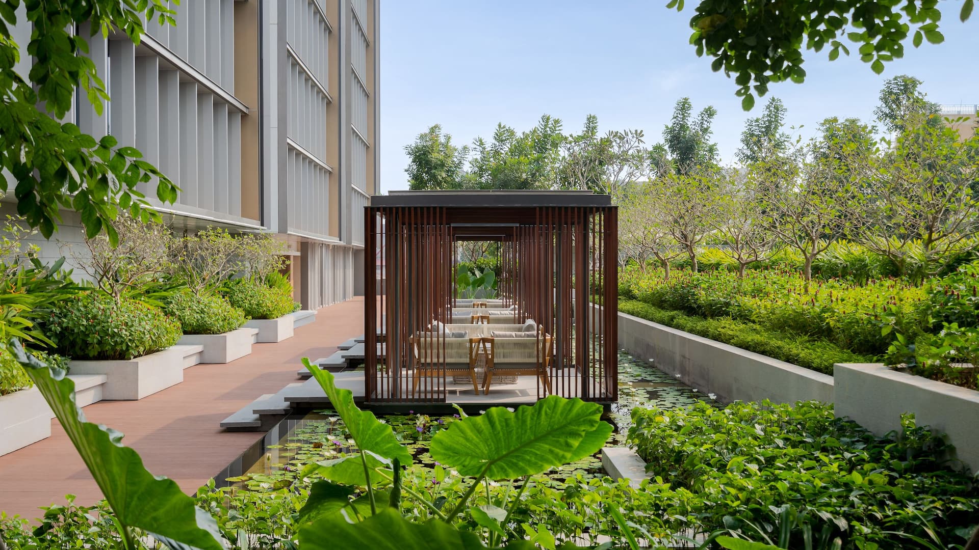 Hyatt Regency Phnom Penh Cabana