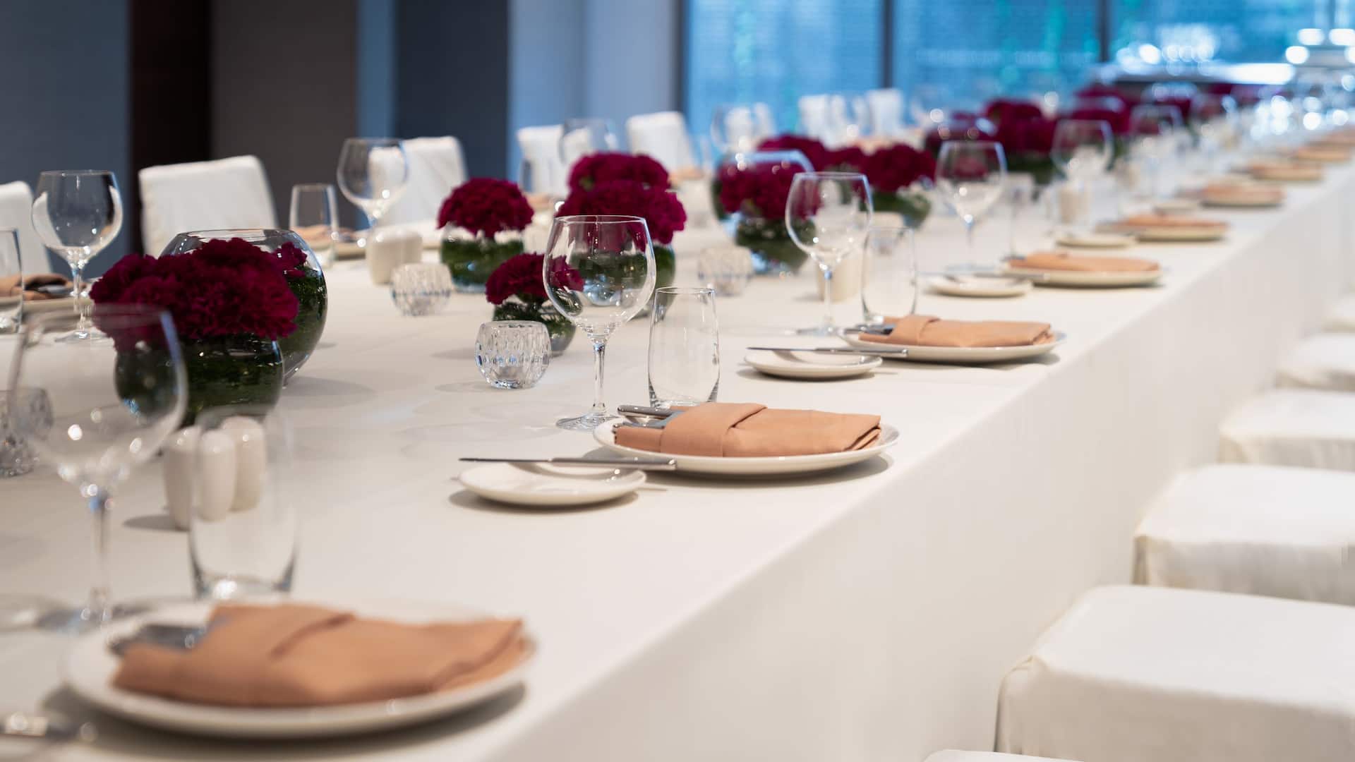 Hyatt Regency Phnom Penh Dining Setup