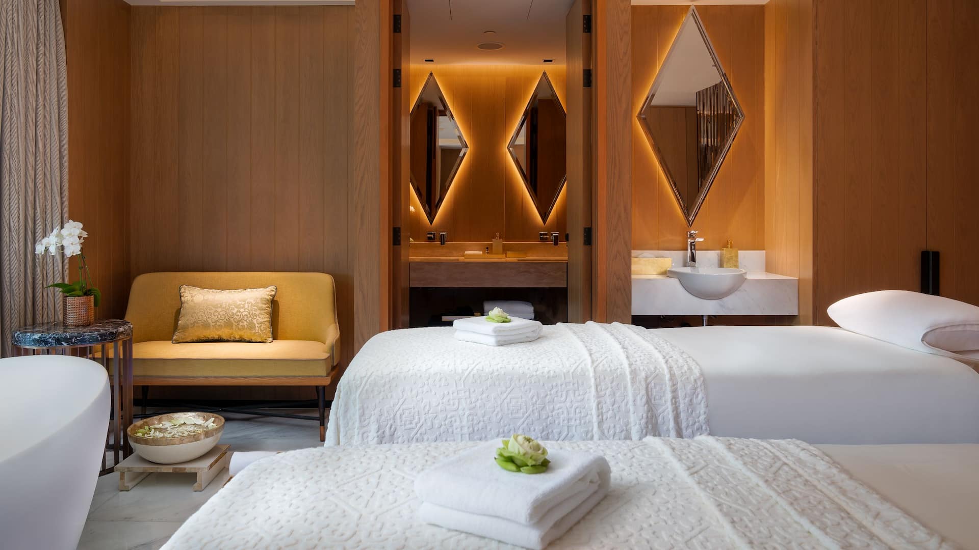 Hyatt Regency Phnom Penh Jivapita Spa Treatment Room Twin