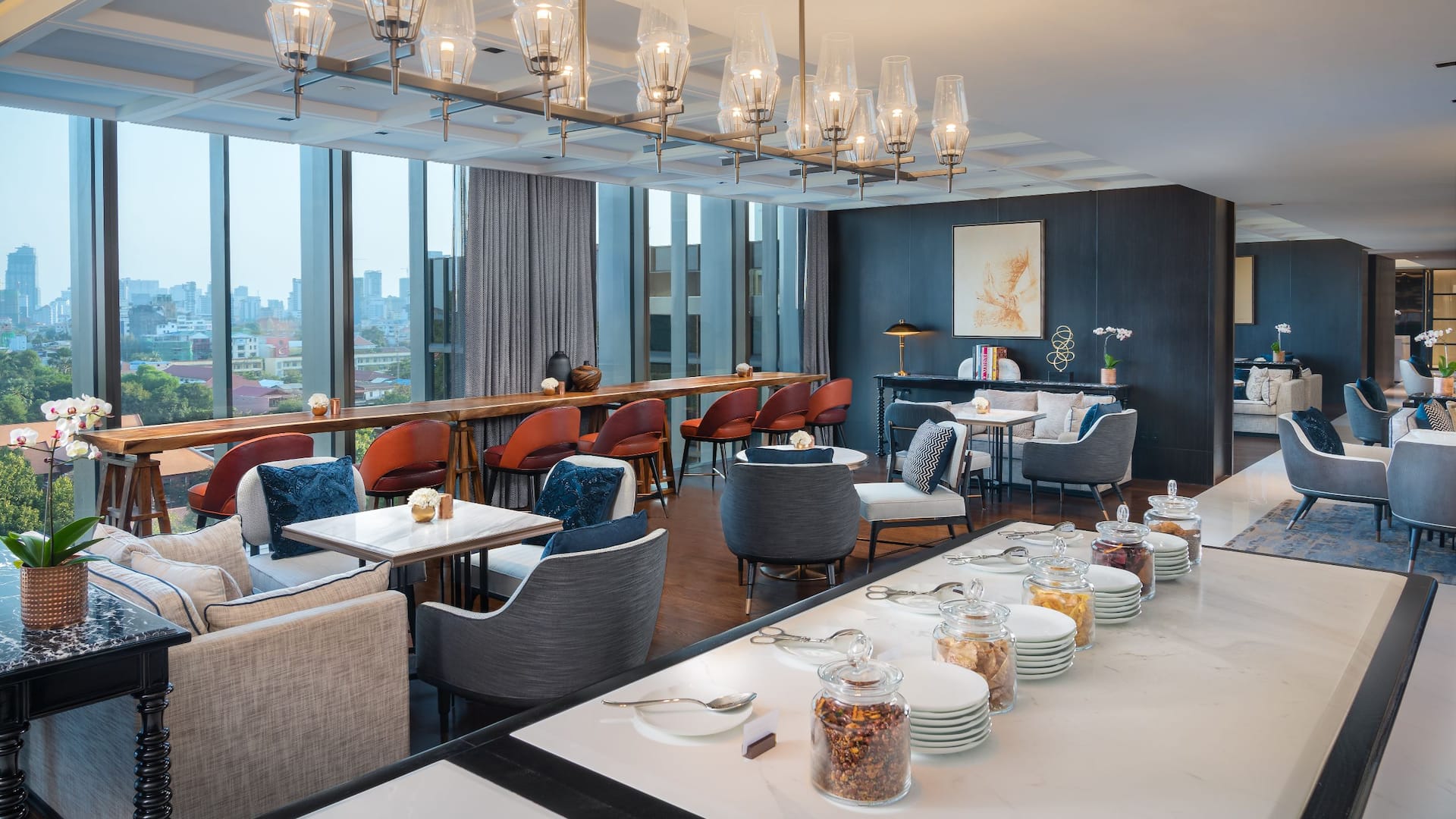 Hyatt Regency Phnom Penh Regency Club Dining Area