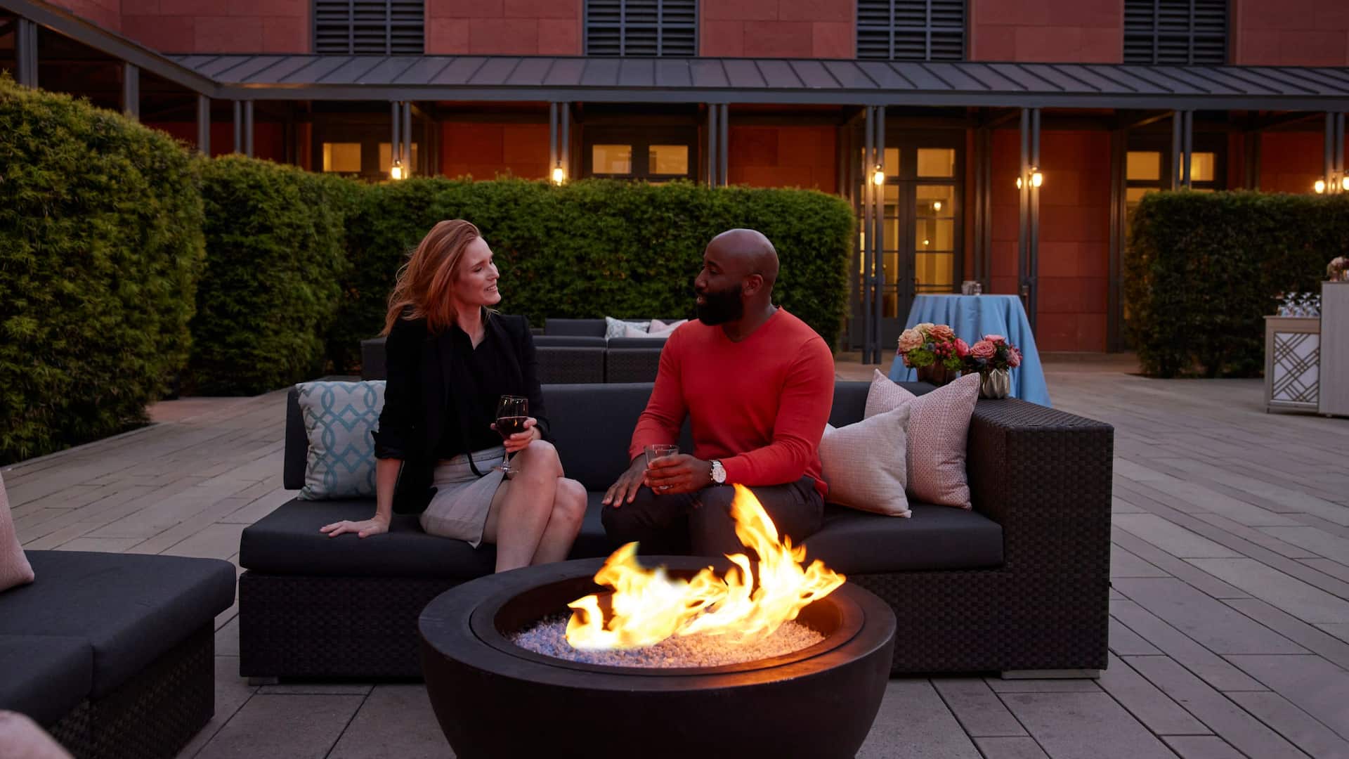 Hyatt Regency La Jolla at Aventine Terrace Firepit