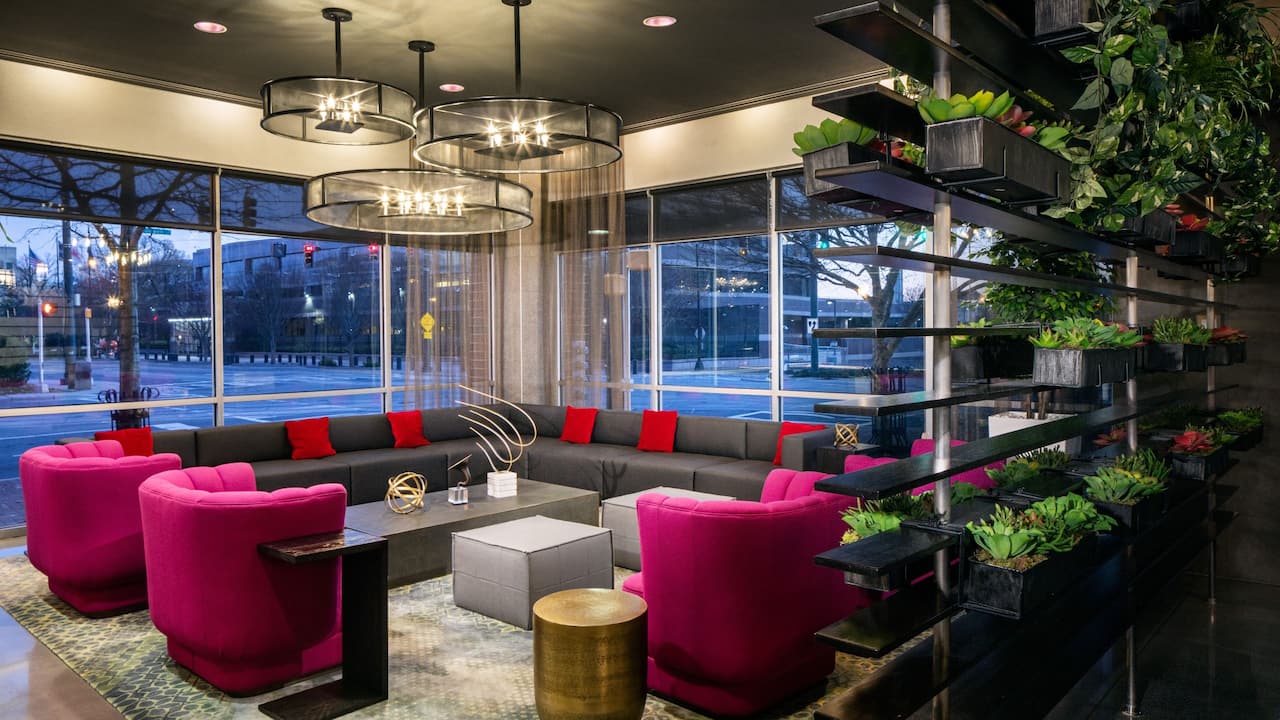 Charlotte Hotels with Modern Lobby Seating at Hyatt House Charlotte / City Center