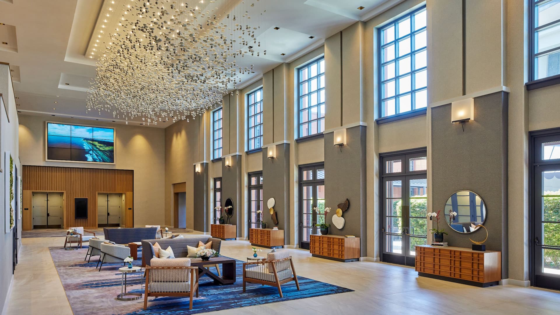 Hyatt Regency La Jolla at Aventine Regency Foyer Windows