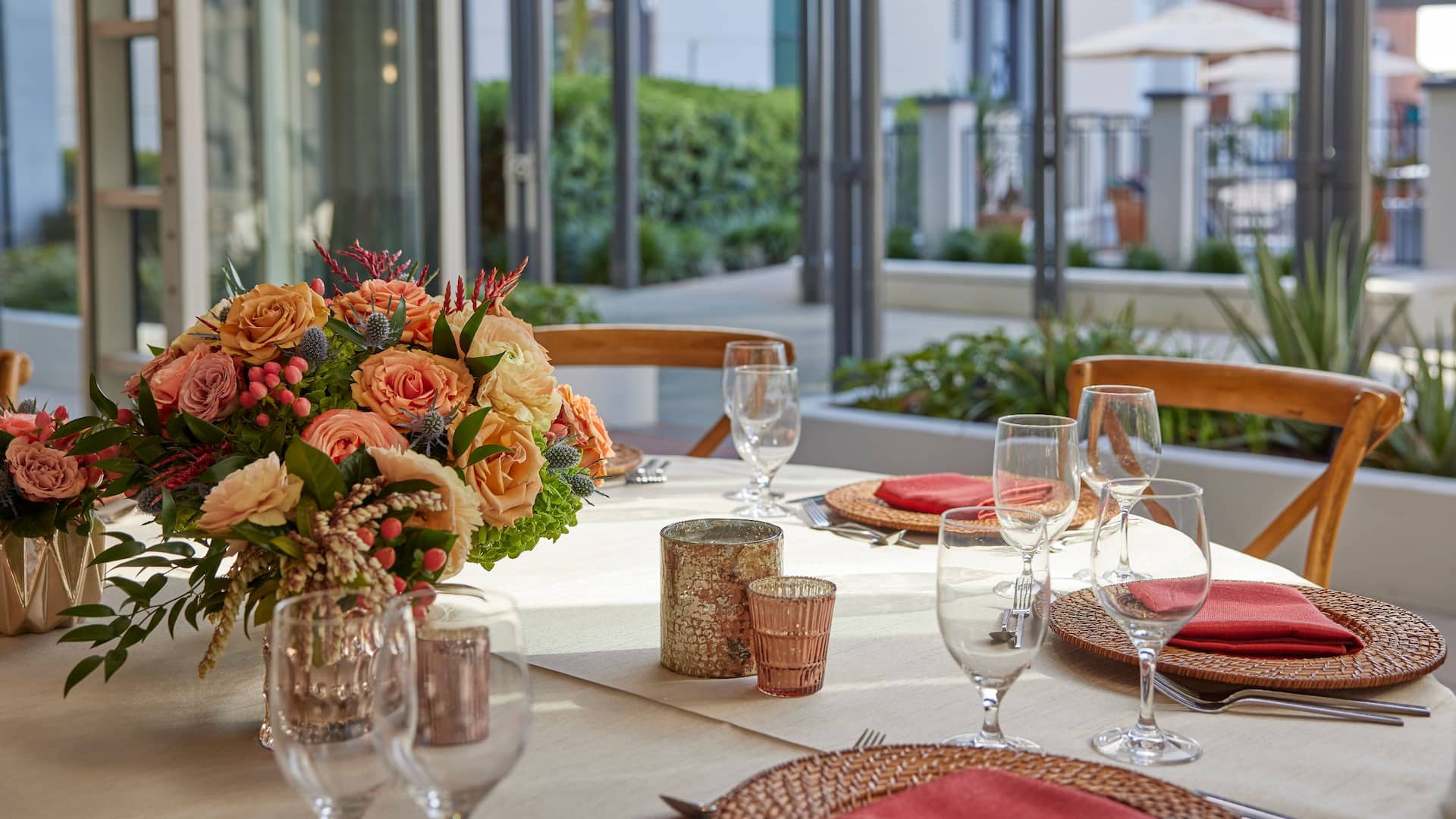Hyatt Regency La Jolla at Aventine La Jolla Ballroom Event Rounds Table Detail