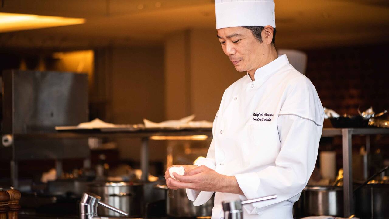 Hyatt Regency Hakone Resort and Spa| Dining Room Chef