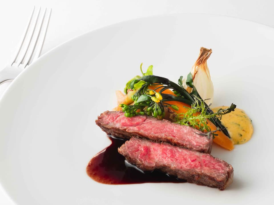 Hyatt Regency Hakone Resort & Spa| Dining Room Wagyu Beef