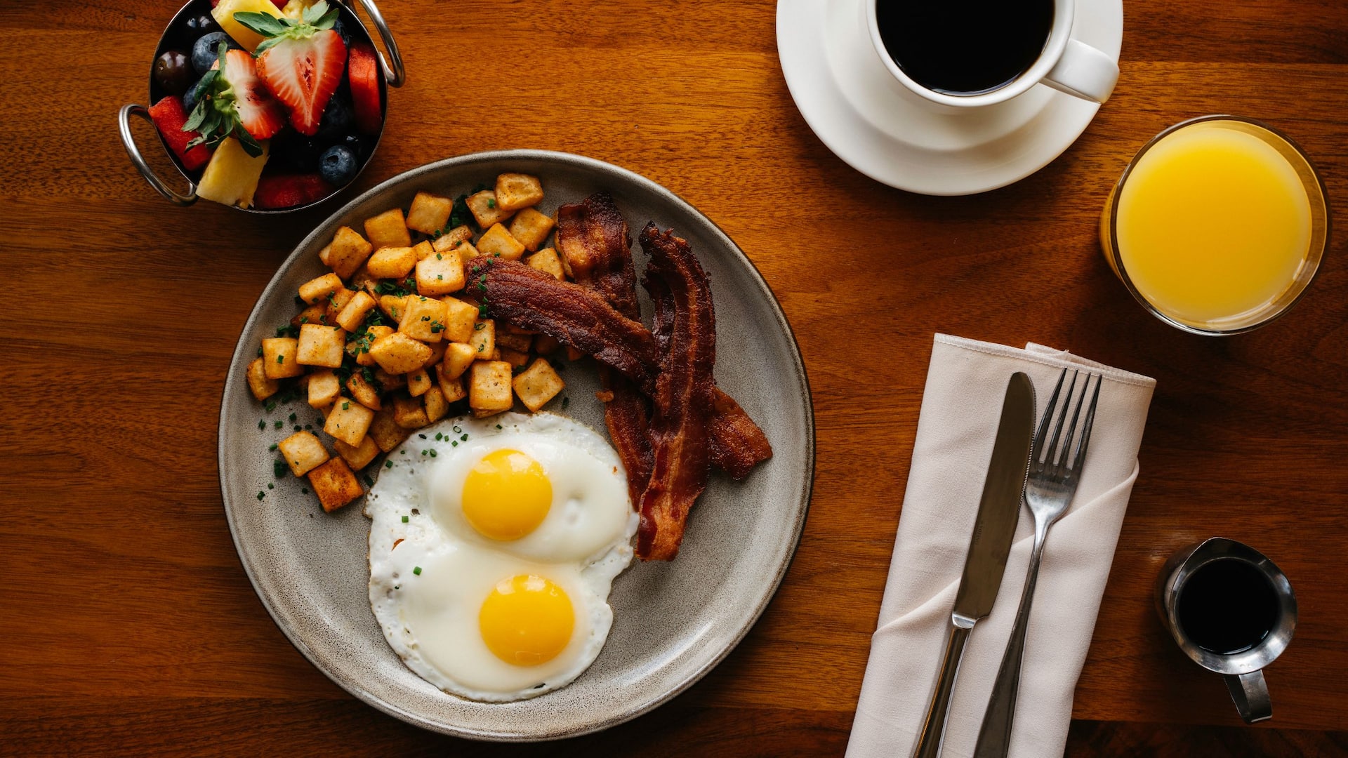 Hyatt Regency Orlando International Airport Mccoys Eggs Bacon Orange Juice