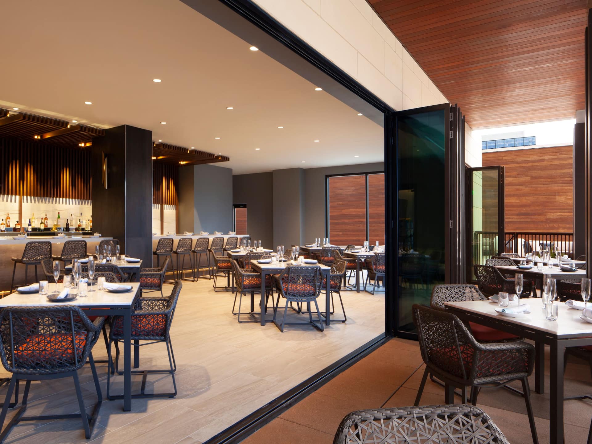 Grand Hyatt Nashville Solstice Pool Bar and Lounge