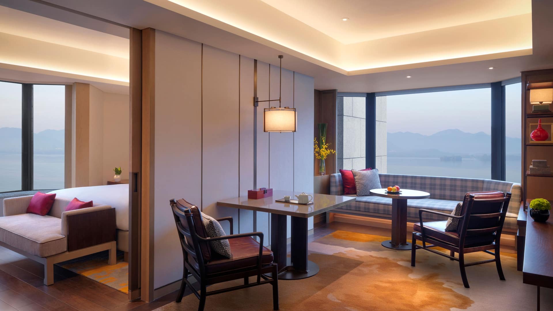 Grand Hyatt Hangzhou Grand Suite With One King Bed Living Room
