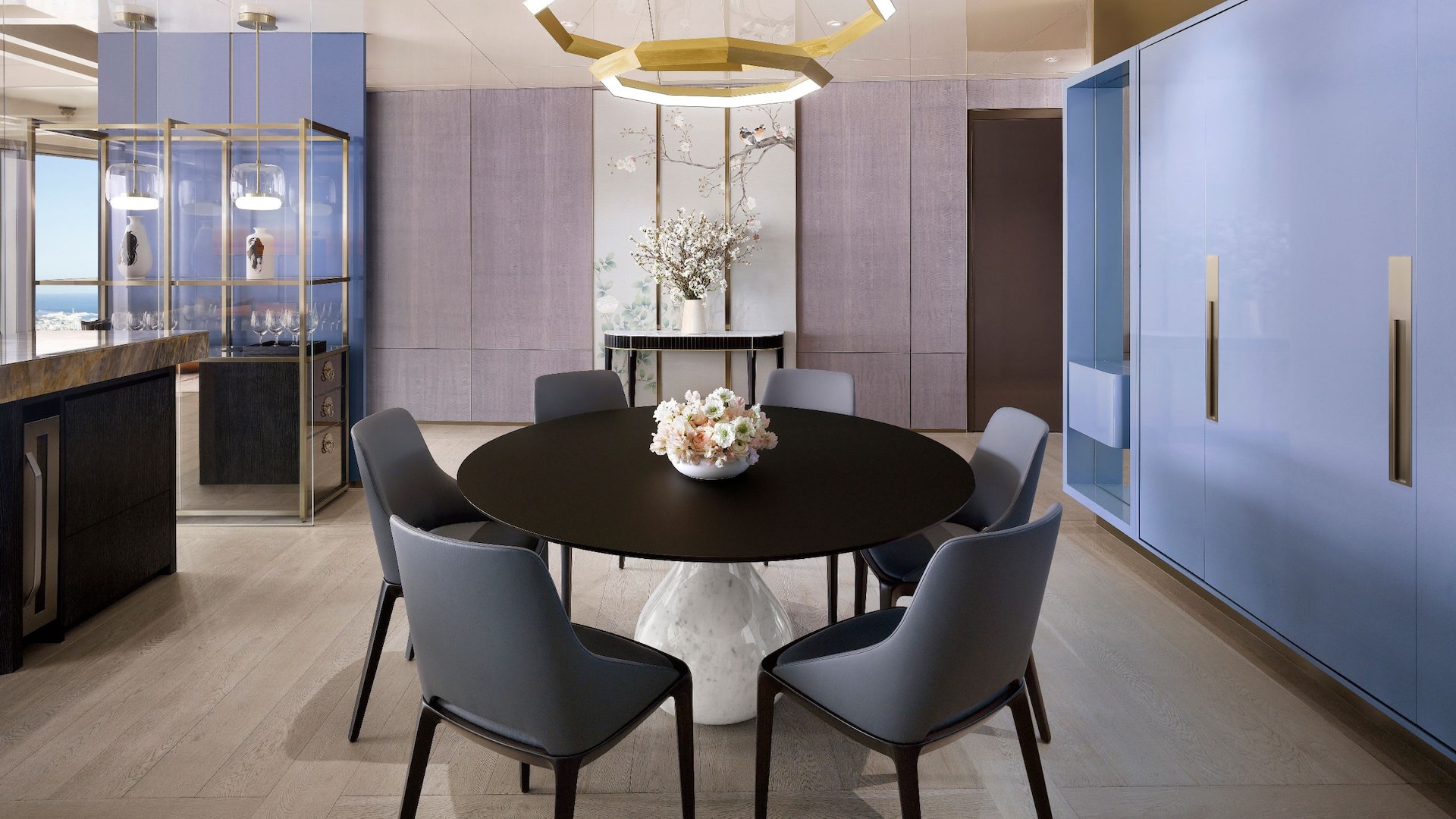 2 de 3 Grand Hyatt Jeju Diplomatic Suite Dining Area Main Visual