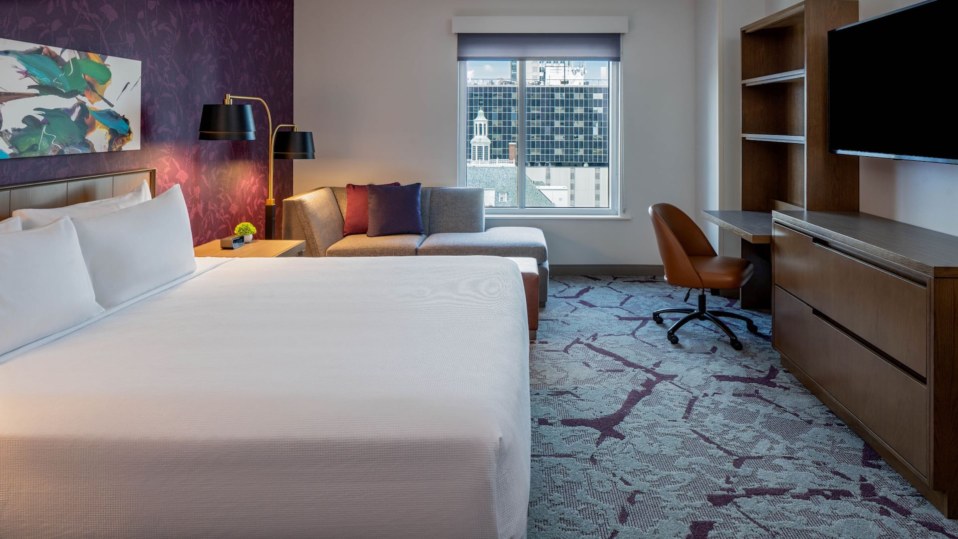 Hyatt House Tampa Downtown Den King
