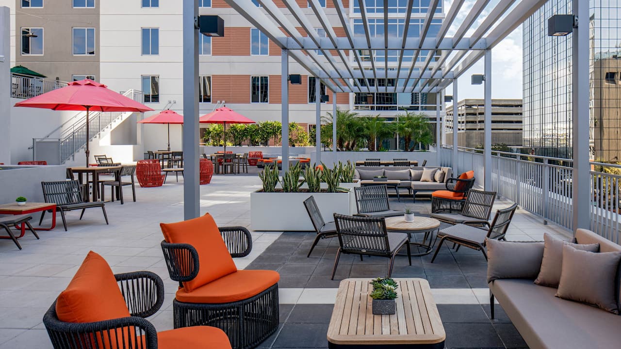 Elevar Terrace at Hyatt Place Tampa Downtown