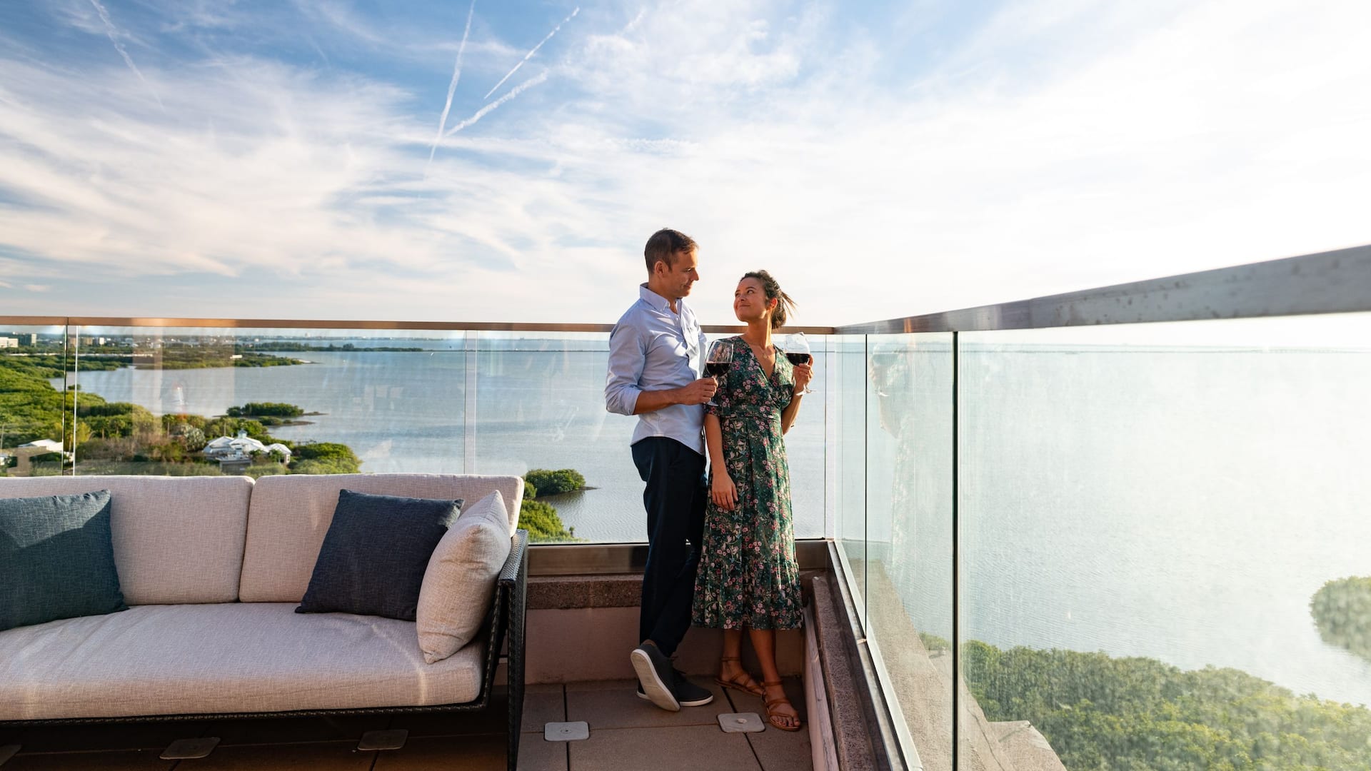 Grand Hyatt Tampa Bay Armanis Terrace Couple Right View