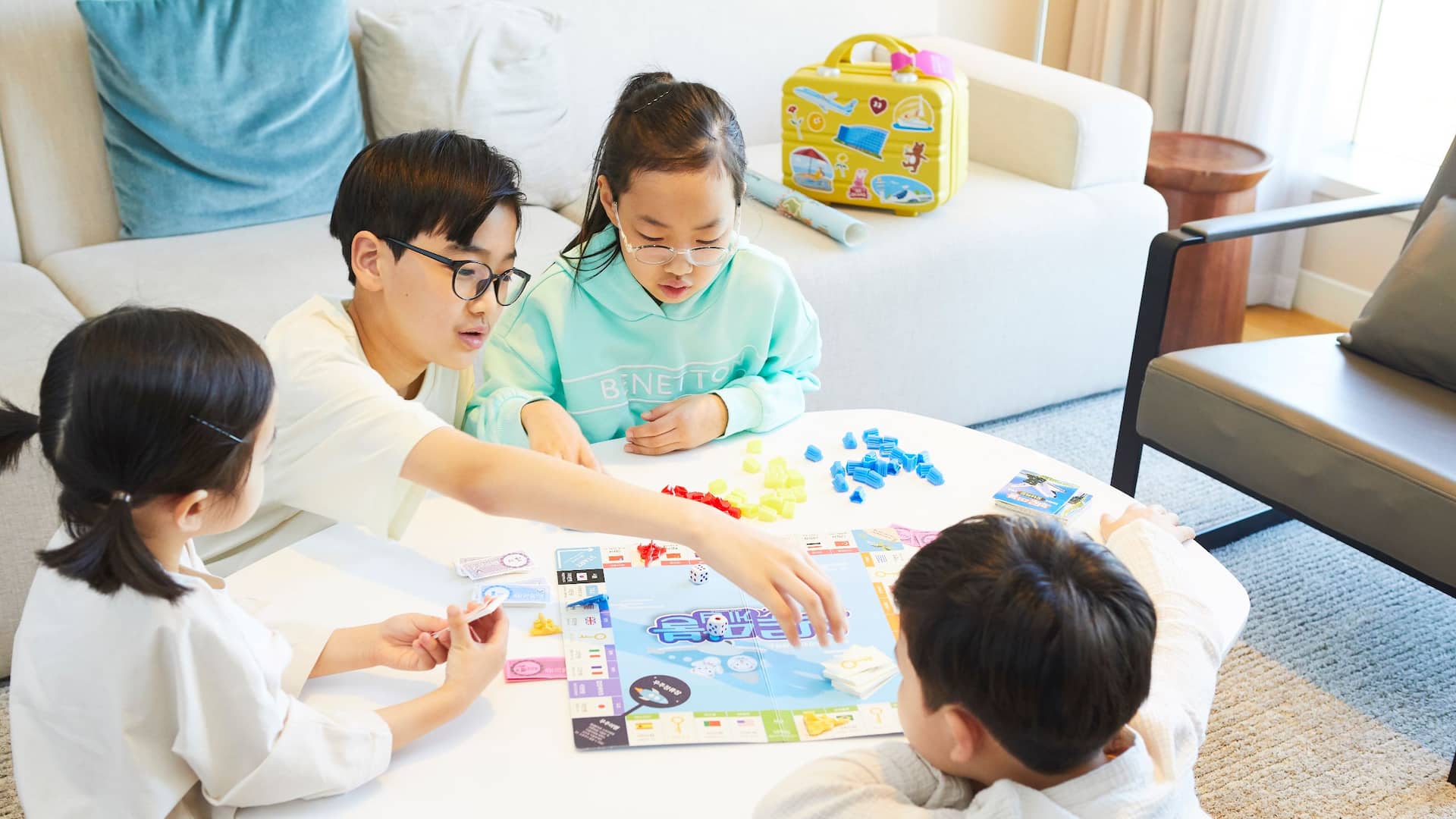 Grand Hyatt Incheon Guestroom Boardgame