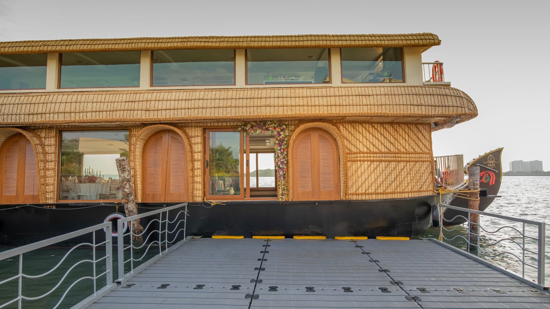 Grand Hyatt Kochi Bolgatty Lulu Event Boat Entrance