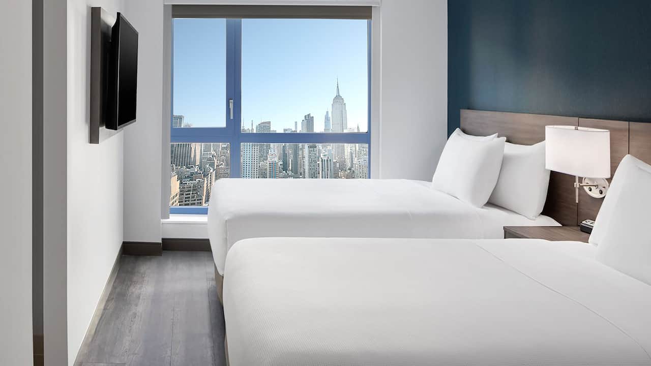City View with double bed and views of Midtown 