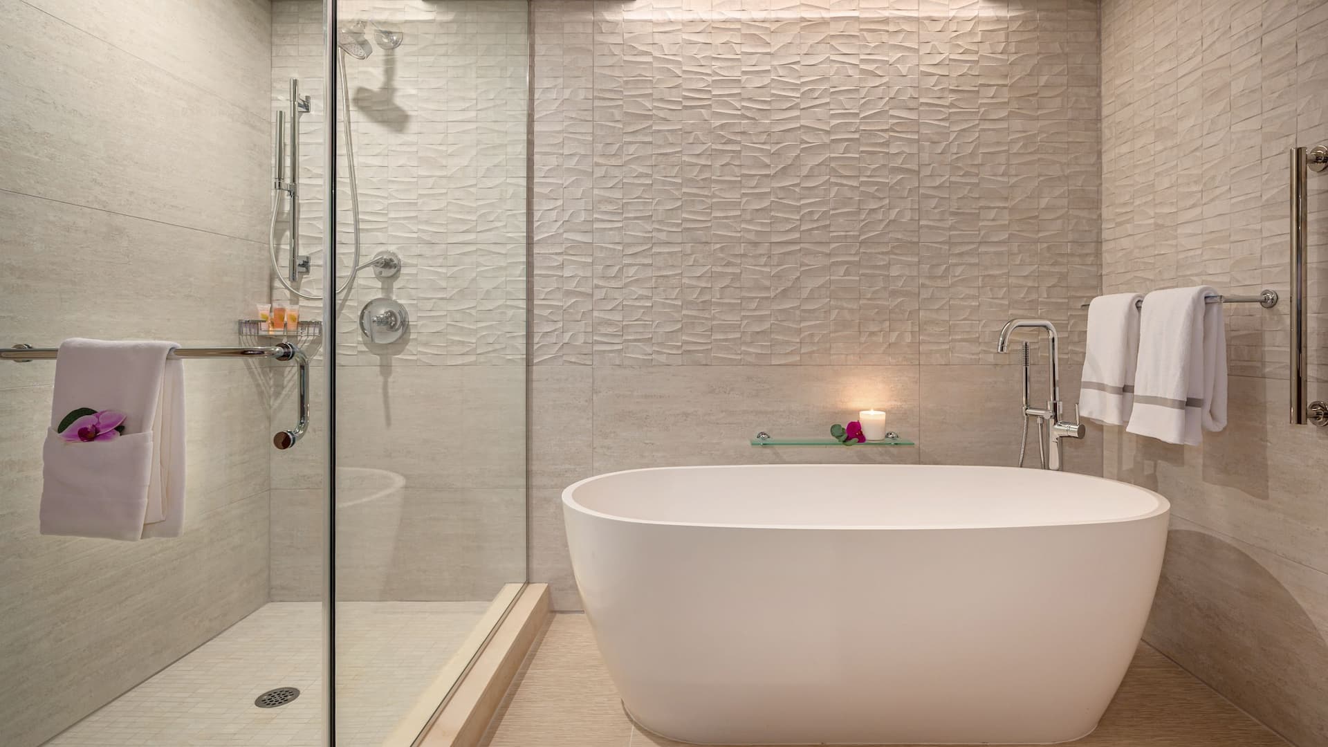5 of 5 Grand Hyatt Kauai Resort & Spa Kauai Royal Suite Tub Shower