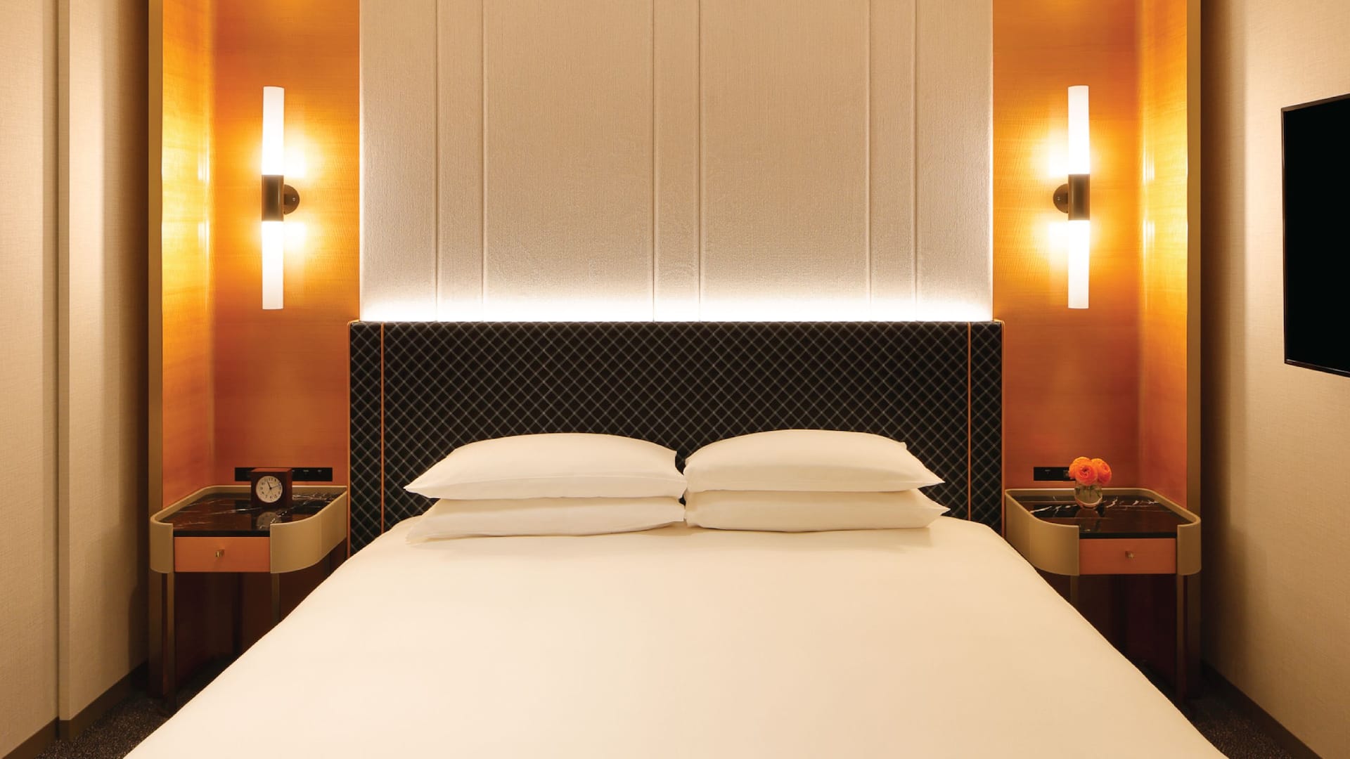 Hyatt Regency Tokyo Bay King Regency Terrace Suite Bedroom