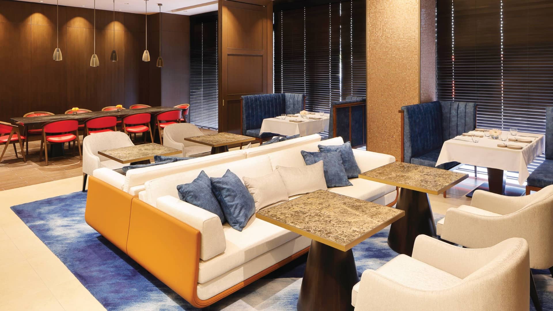 Hyatt Regency Tokyo Bay Club Lounge Sofa And Chairs