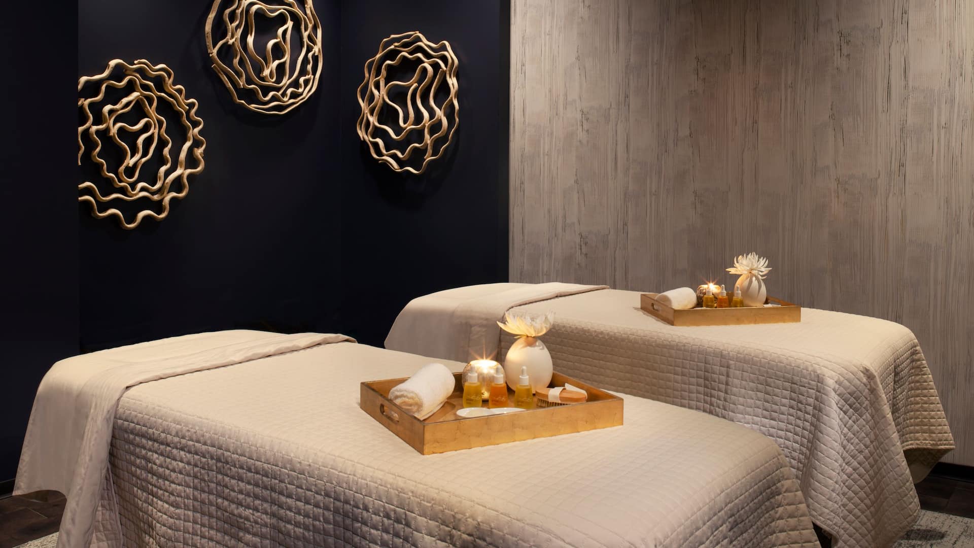 Grand Hyatt Nashville Spa Couples Room