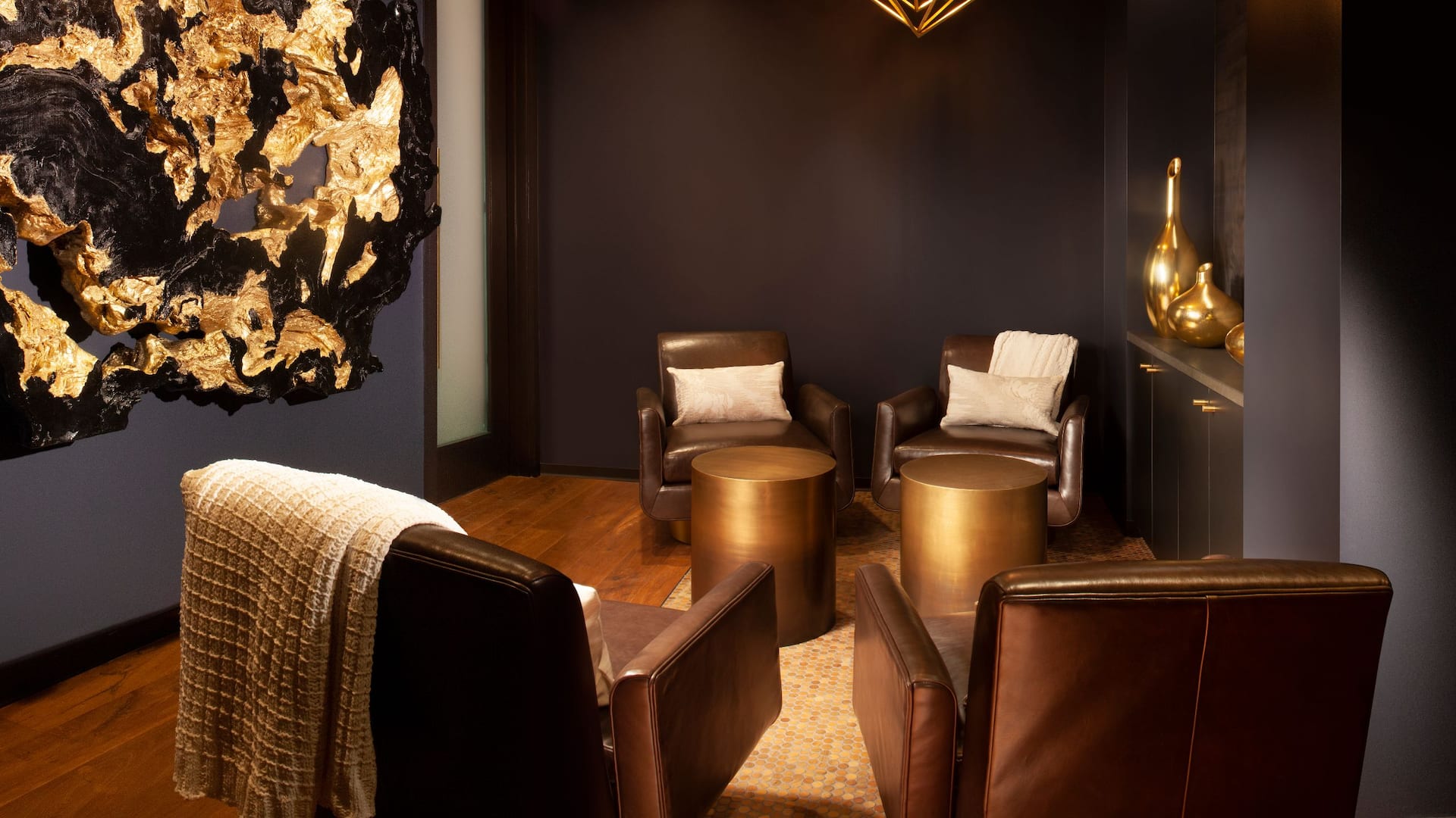 Grand Hyatt Nashville Mens Spa Waiting Room
