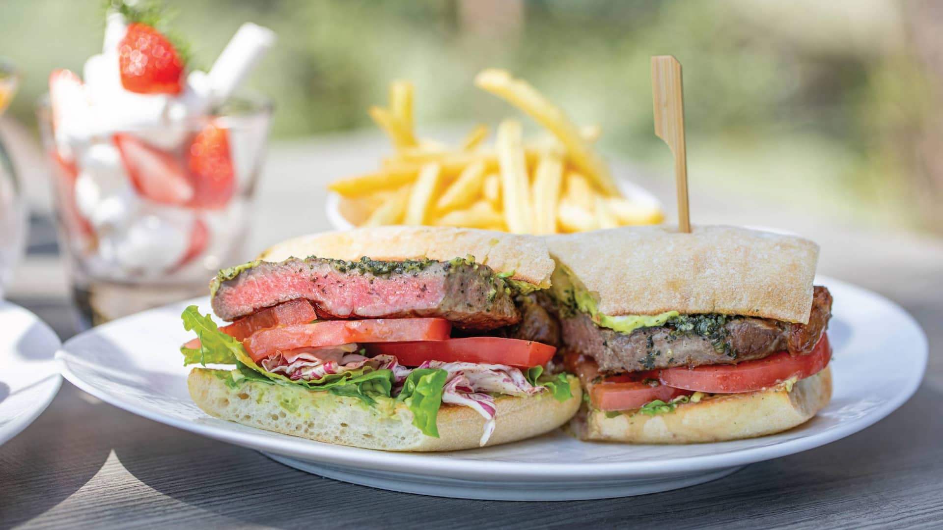 Hyatt Regency Tokyo Bay Garden Terrace Steak Sandwich