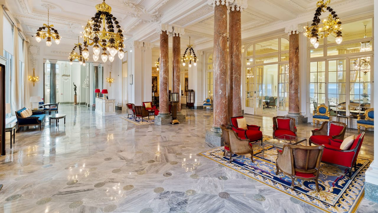 Lobby de l'Hôtel du Palais by Hyatt