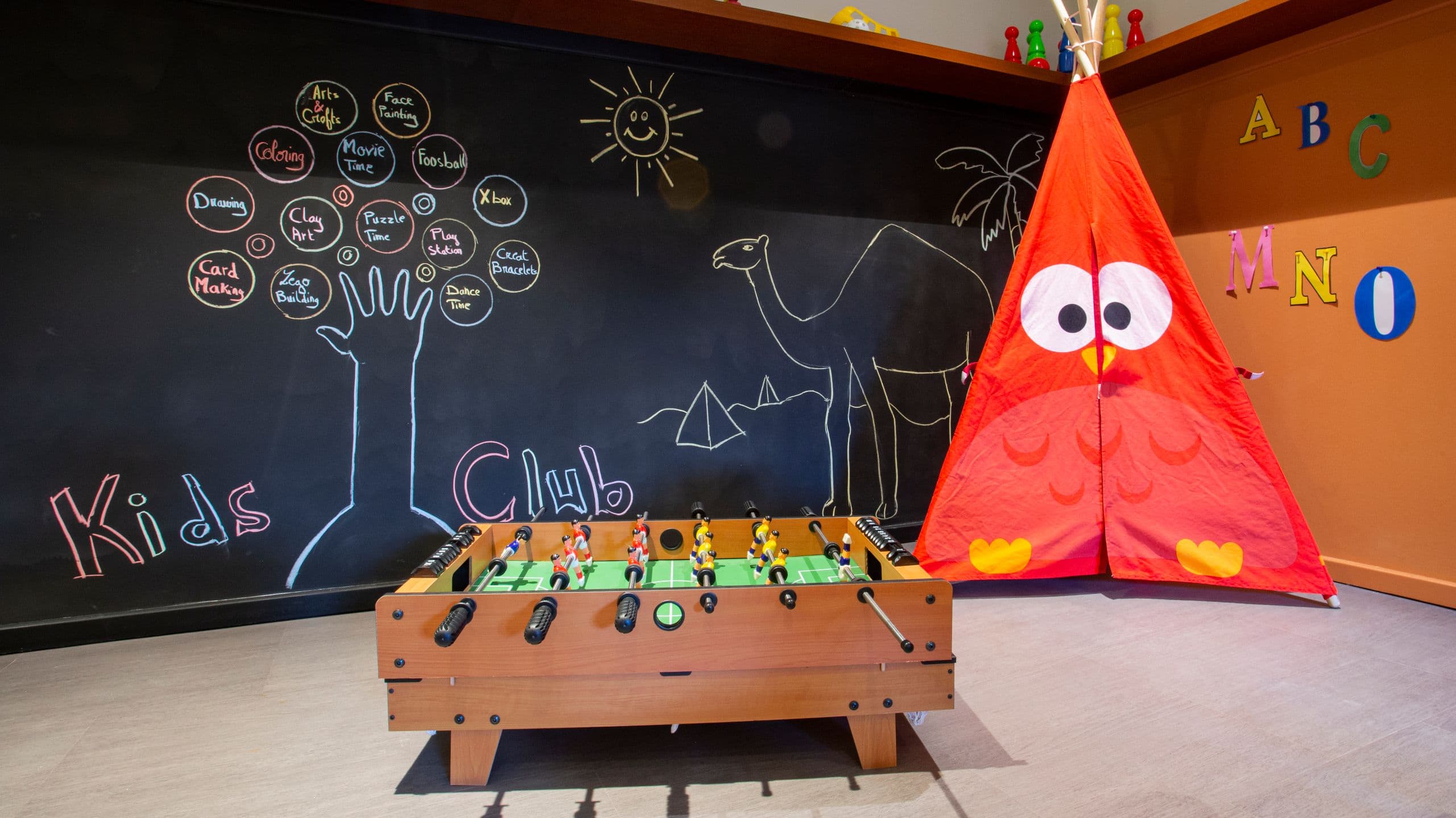 Alila Hinu Bay Kids Club Playroom