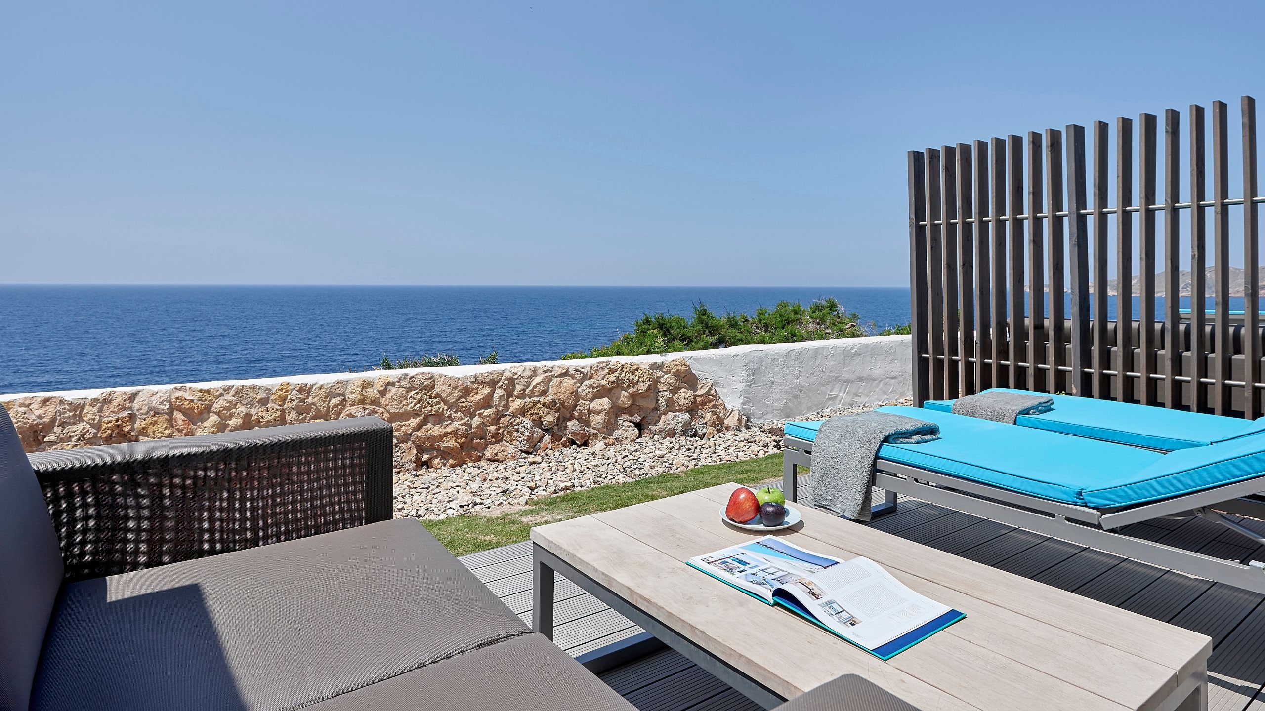 2 von 9 7Pines Resort Ibiza Cliff Suite Duplex Terrace Views