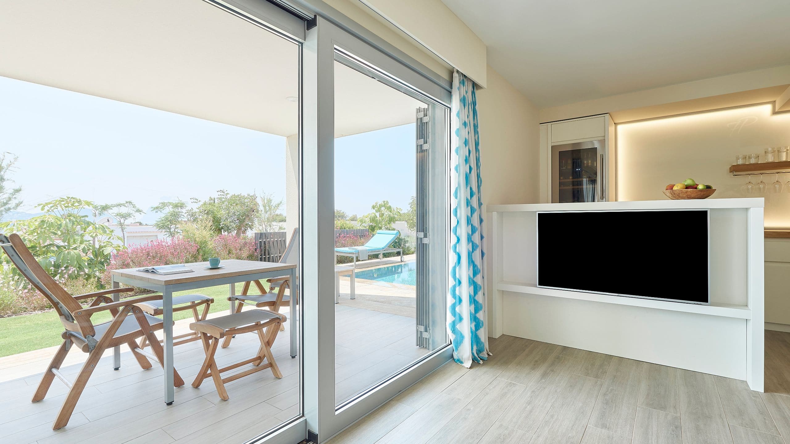 3 von 8 7Pines Resort Ibiza Garden Pool Suite Deluxe House Bar