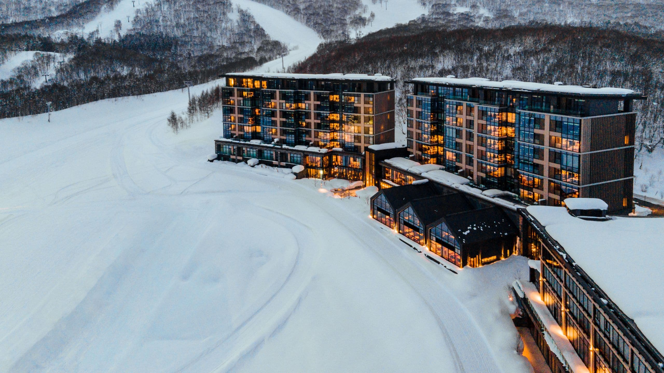 Park Hyatt Niseko Hanazono Hotel Exterior Evening View