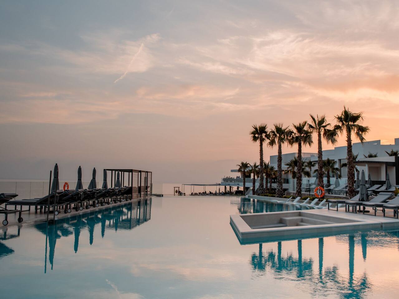 Infinity Pool Sunrise