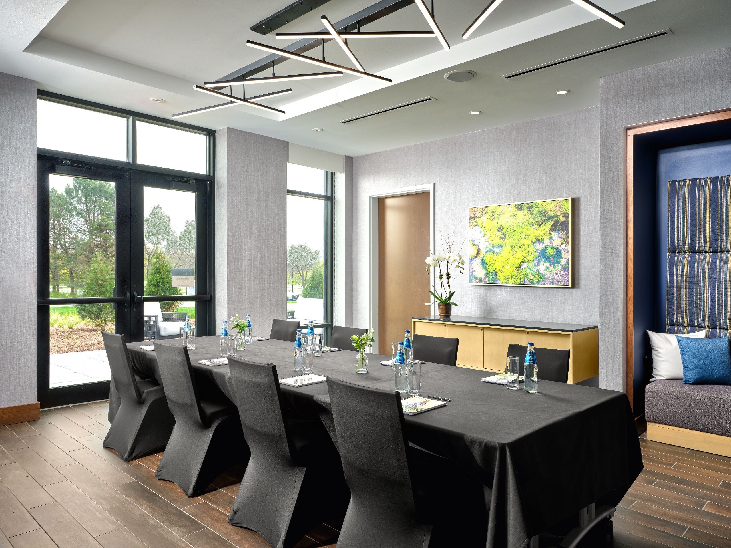 The Forester Hotel Blue Stem Room