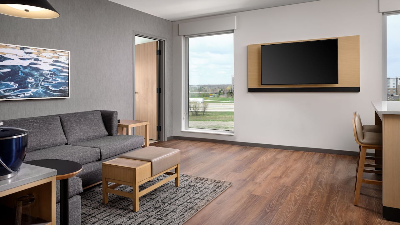 King Suite Living Room