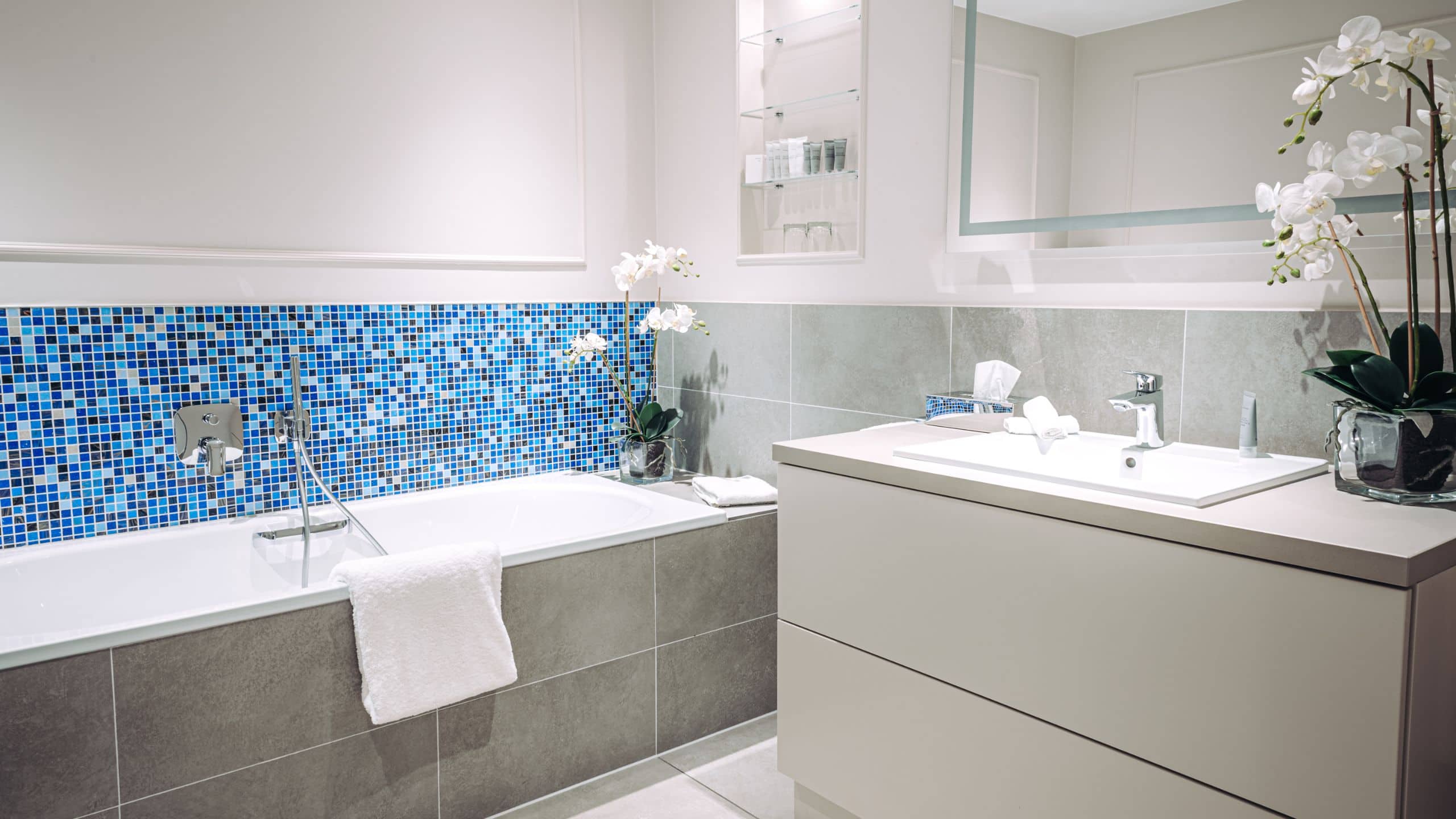 9 von 12 The Wellem Wellem Suite Bathroom