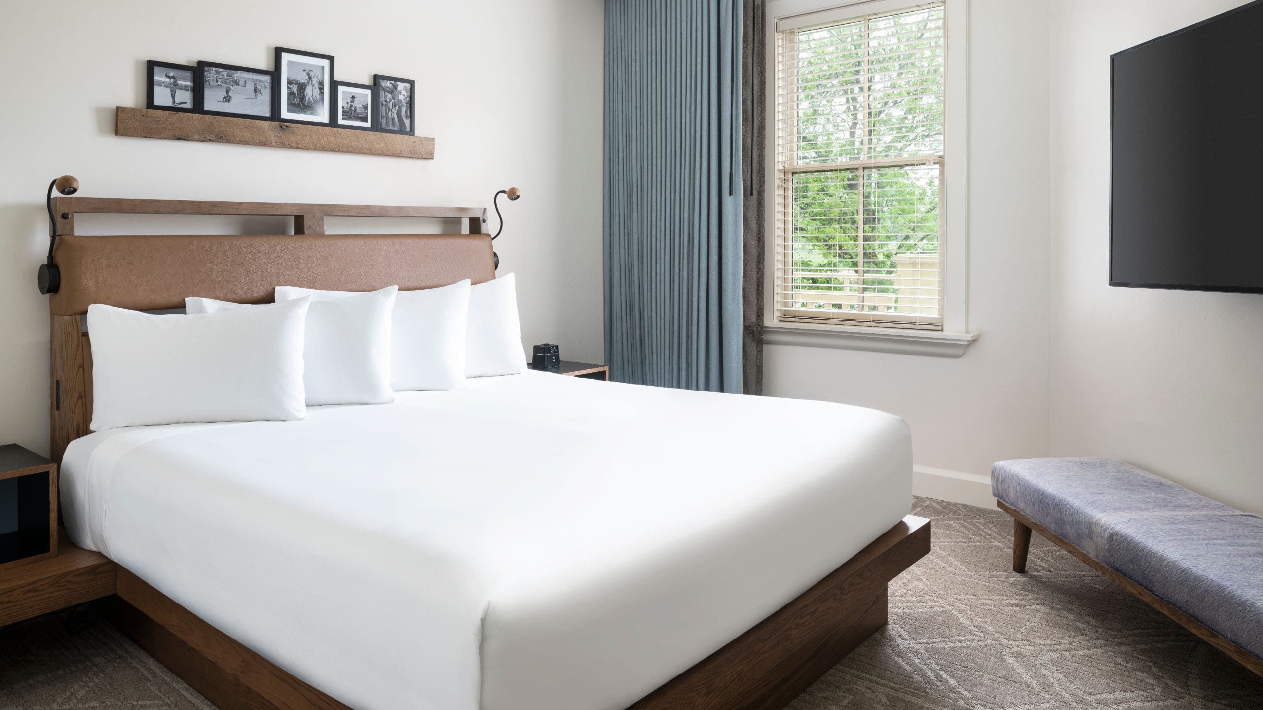 Hyatt Regency Lost Pines Resort and Spa Junior Suite Bedroom