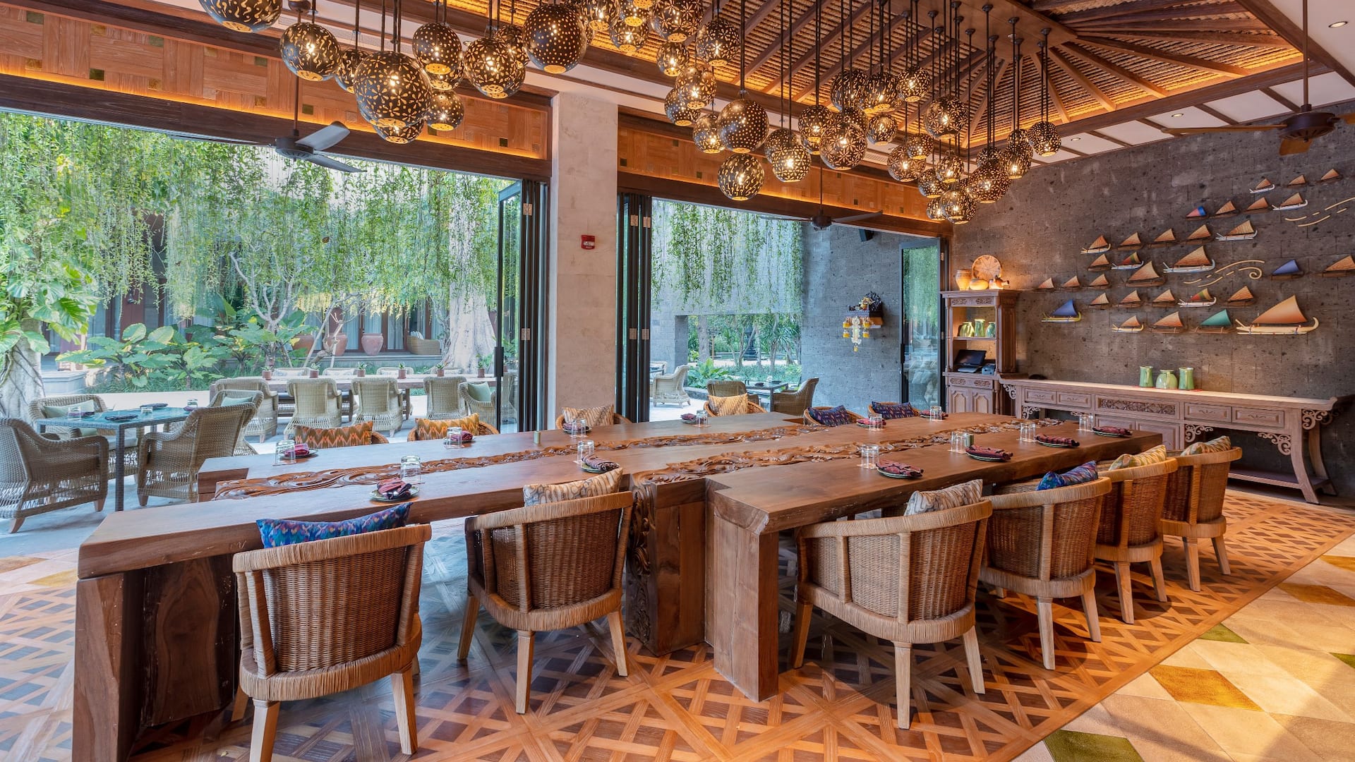 Andaz Bali Wok Wok Dining Area