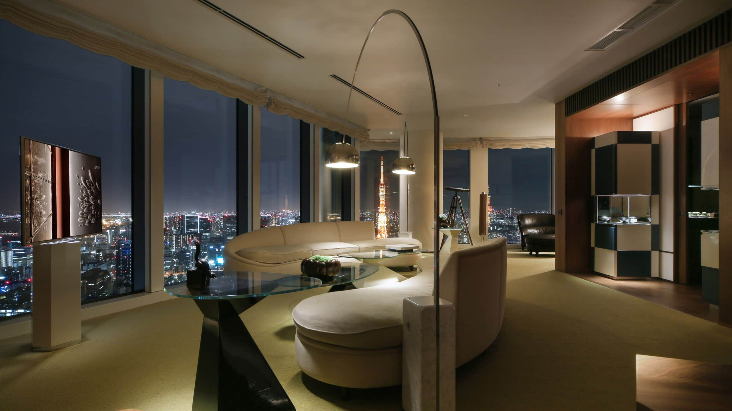 Andaz Tokyo Toranomon Hills Sky Suite Living Room Tower View Night