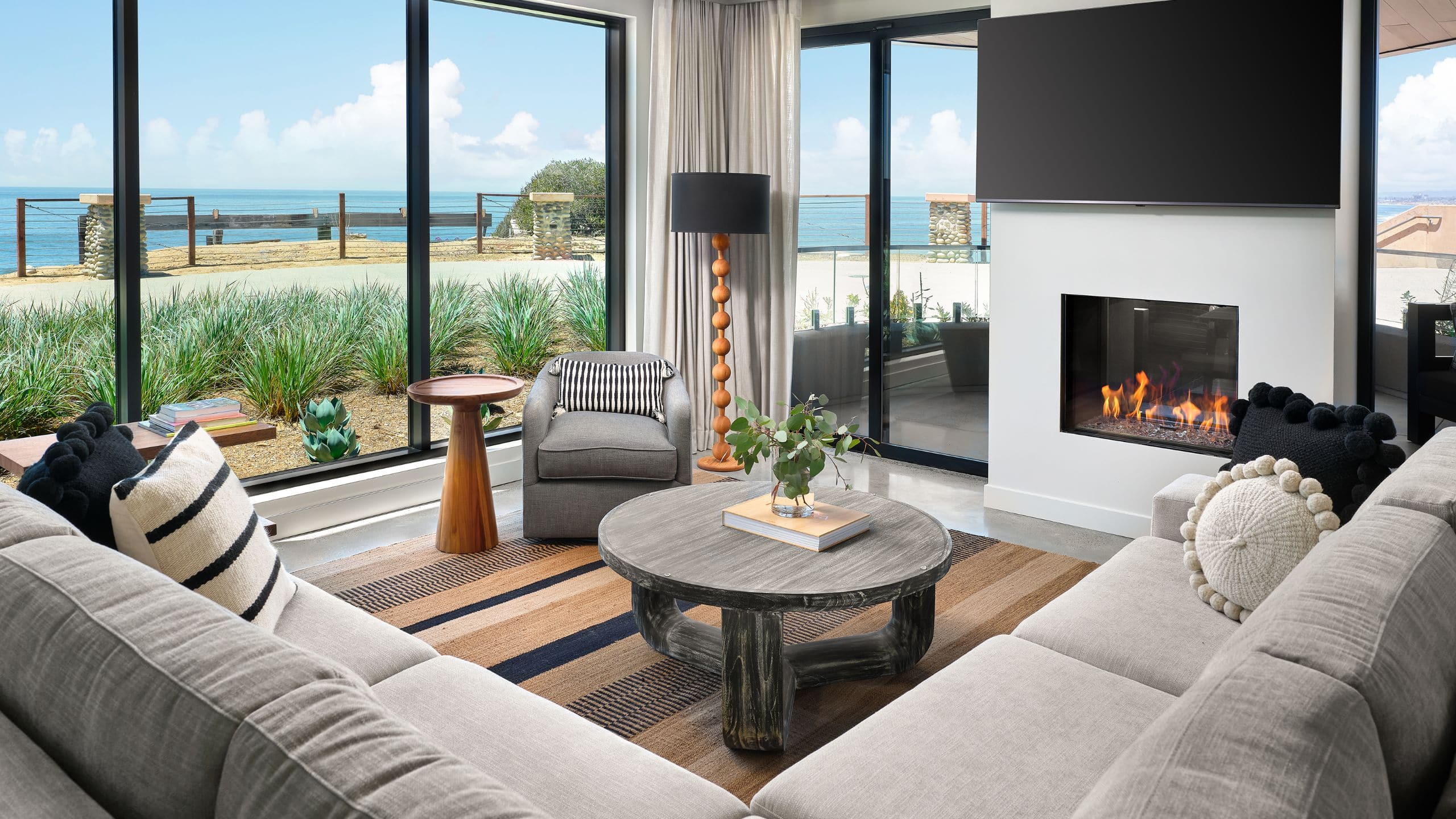 6 of 7 Alila Marea Beach Resort Encinitas Ponto Suite Living Room