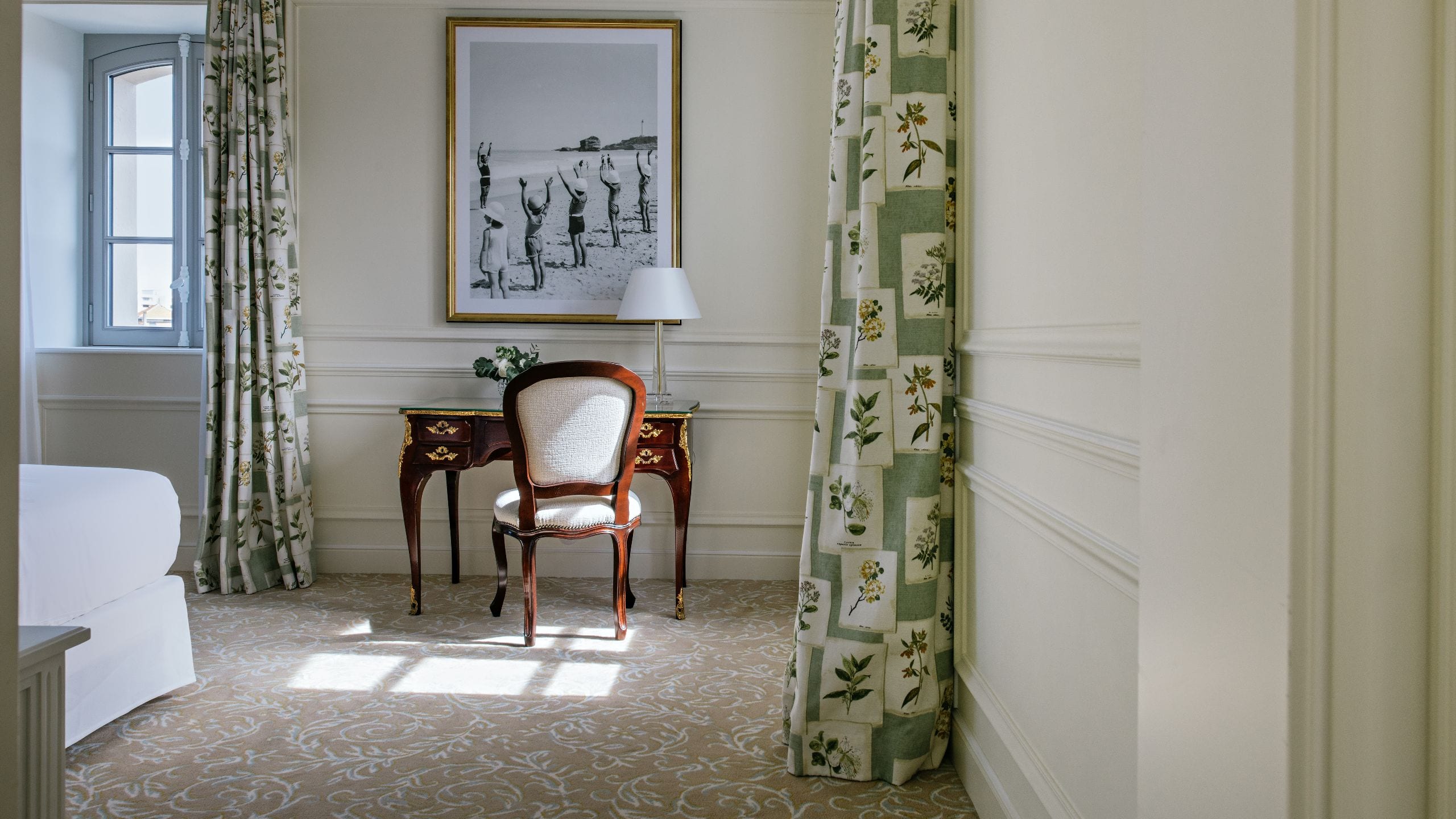 3/5 Hôtel du Palais Biarritz Deluxe King City View Desk